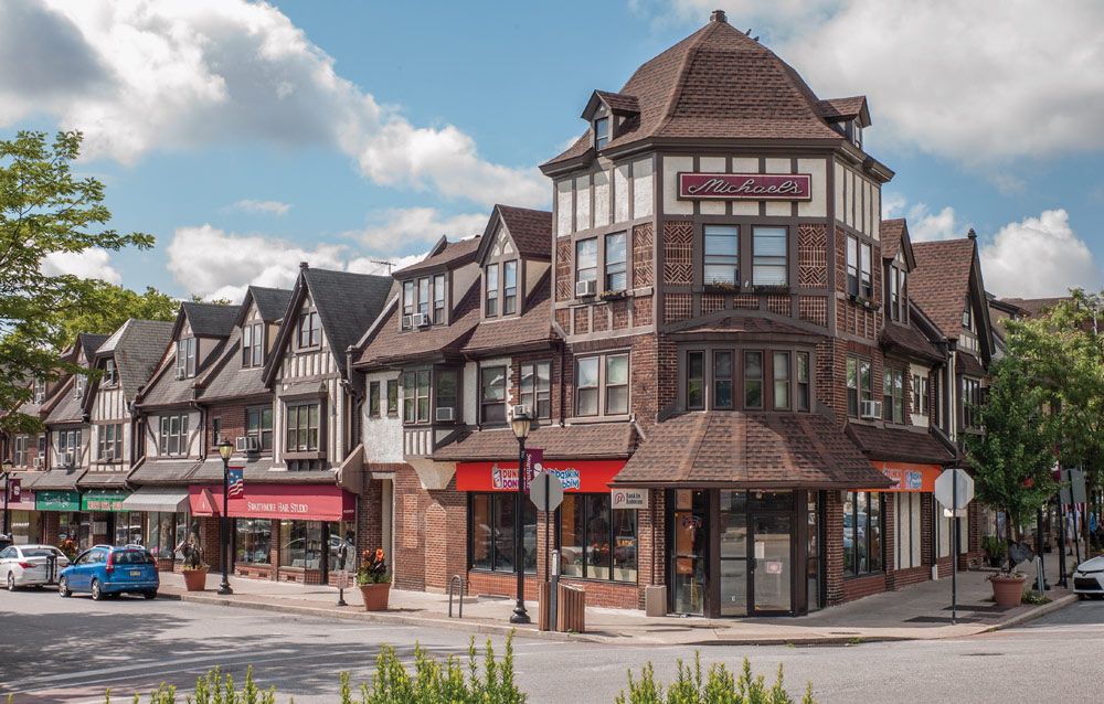 Downtown Swarthmore during the day